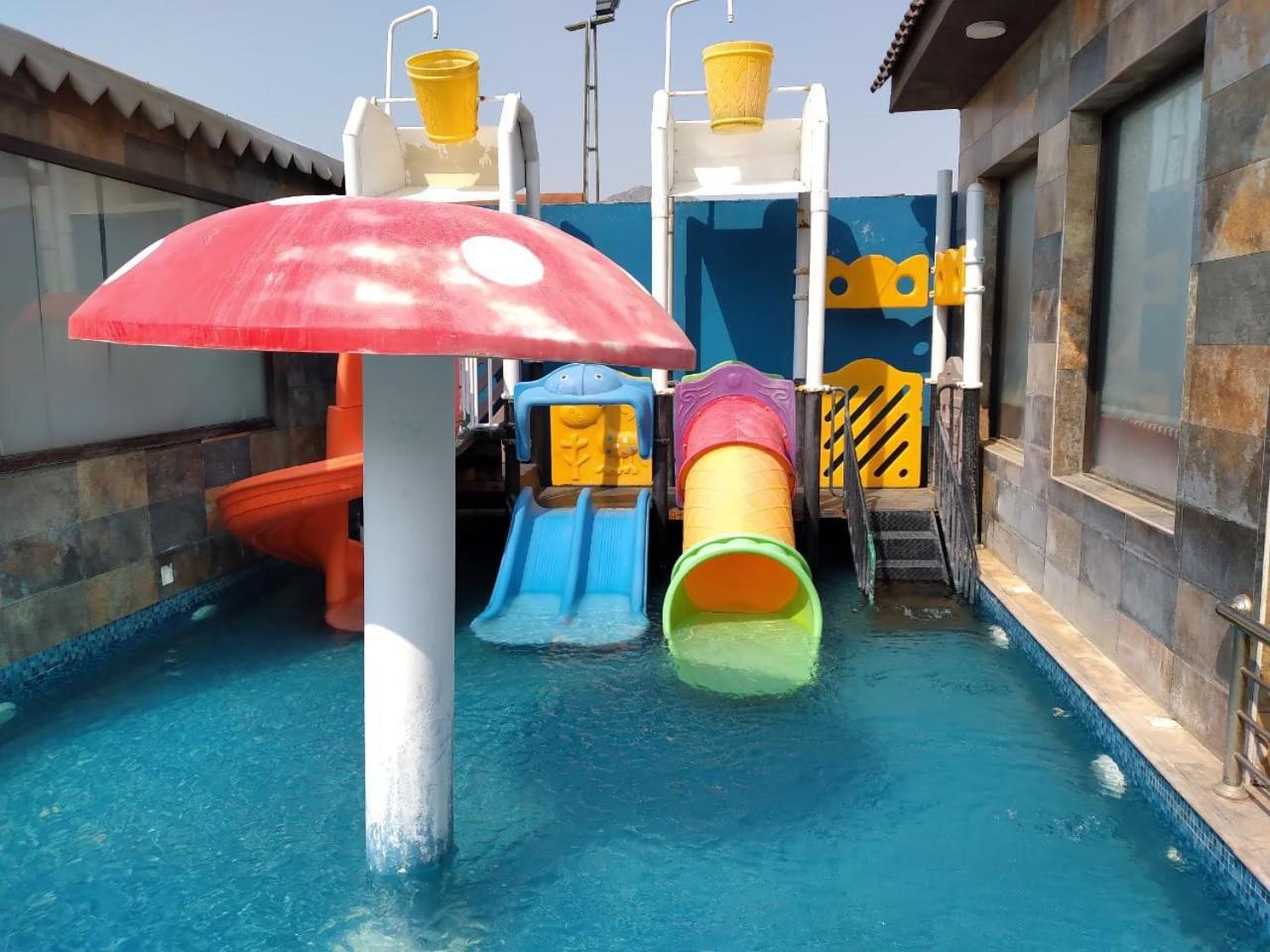 شاليهات الكوخ السويسري وأكوابارك Villa Ash Shishah Luaran gambar